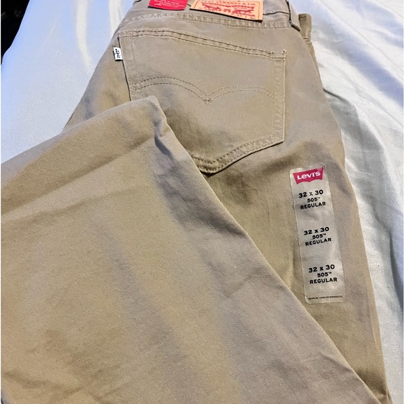 505 Levi pant - Picture 2 of 3
